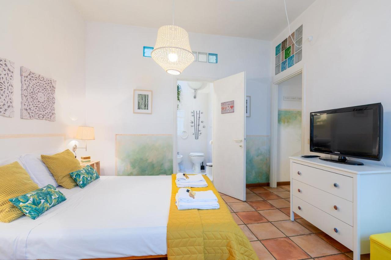 Rome As You Feel - Monti Apartment ภายนอก รูปภาพ